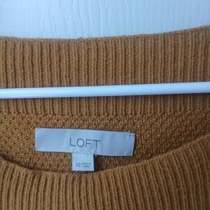 LOFT Women's Warm Brown Turtleneck Sweater Size XS
